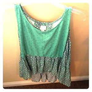 Must be sold by 8/10/18!  Comfy blouse!